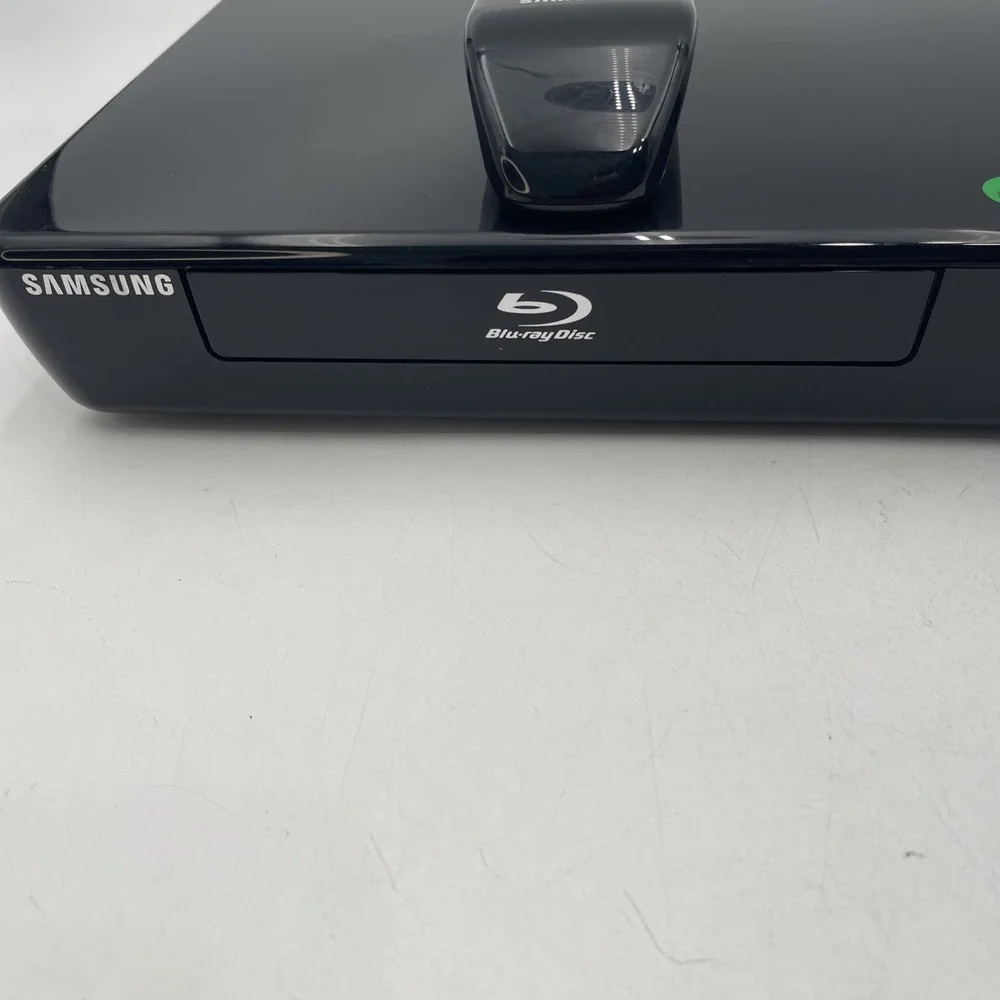 Samsung DVD BD-P3600 1080p Blu-Ray Player Wireless Lan PC Streaming w/Remote